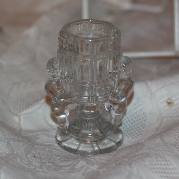 EAPG McKee Glass c.1900 Clear Peek-a-Boo Cherubs Boys Toothpick Holder - Picture 1 of 3